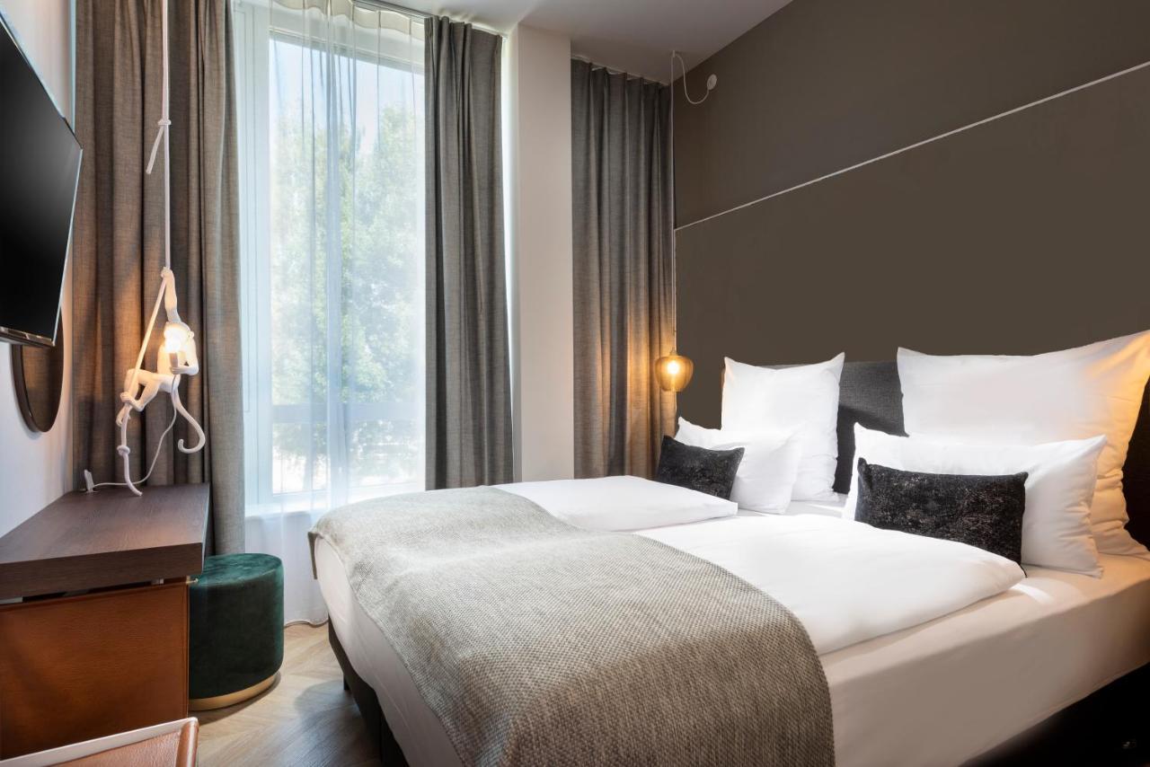 Flightgate Munich Airport Hotel, A Member Of Radisson Individuals Hallbergmoos Exteriör bild