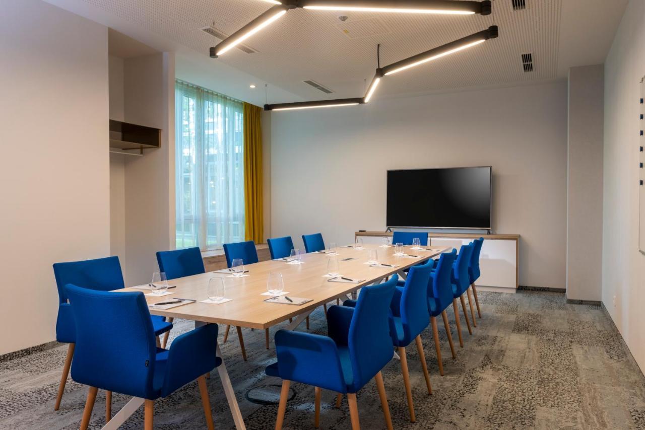 Flightgate Munich Airport Hotel, A Member Of Radisson Individuals Hallbergmoos Exteriör bild