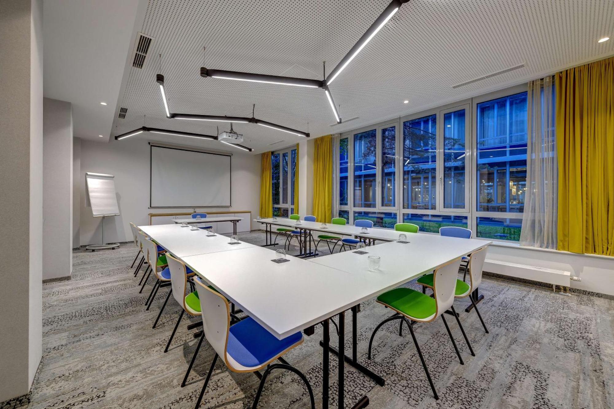 Flightgate Munich Airport Hotel, A Member Of Radisson Individuals Hallbergmoos Exteriör bild